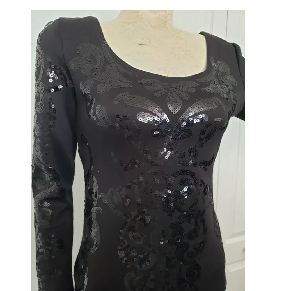 Black Long Sleeved baroque style  sequined Dress SMALL